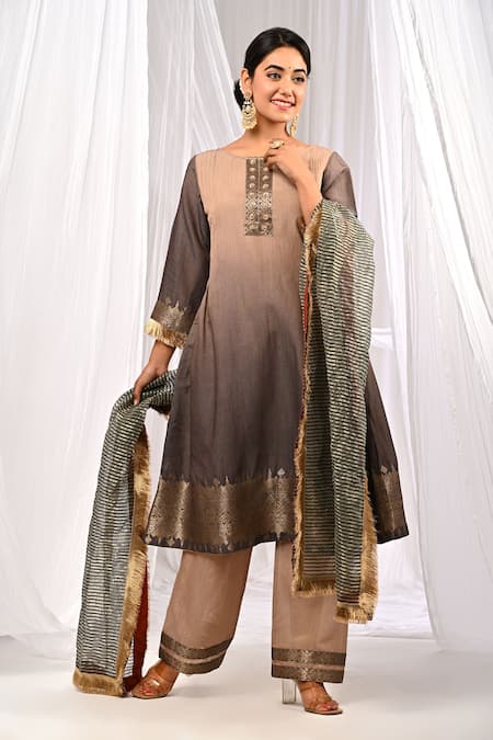 The Home Affair Brown Chanderi, Cotton Zari Boat Neck Pure Banarasi Weaving Kurta Set Online at Aza Fashions The Home Affair_Brown Chanderi, Cotton Zari Boat Neck Pure Banarasi Weaving Kurta Set _Online_at_Aza_Fashions