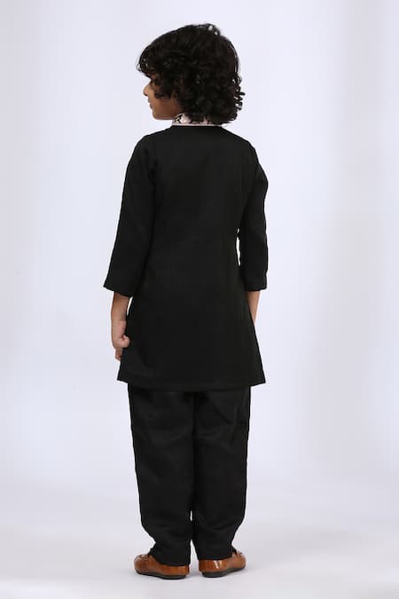 Shop_Neha Gursahani_Black Satin, Linen Embroidery Threadwork Kurta And Pant Set _at_Aza_Fashions