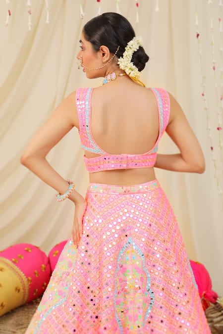 Rajbinder Chahal Thread Embroidered Lehenga And Blouse Set 