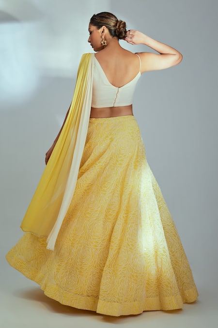 Wedding Wear Embroidery Yellow Designer Lehenga at Rs 4999 in Surat
