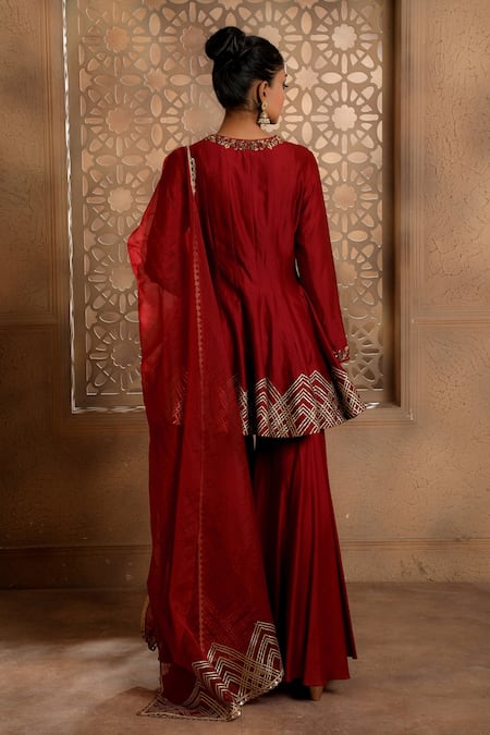 Omana By Ranjana Bothra Haya Chanderi Embroidered Short Anarkali Set 