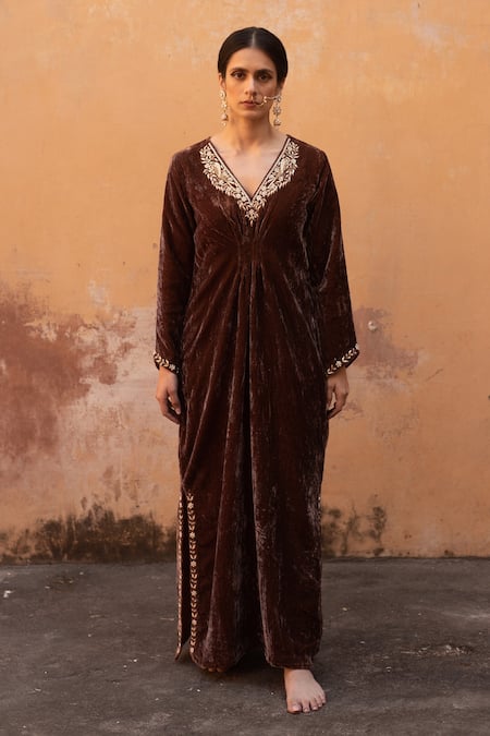 Avaasya Jaipur Silk Velvet Neckline Embroidered Kaftan 