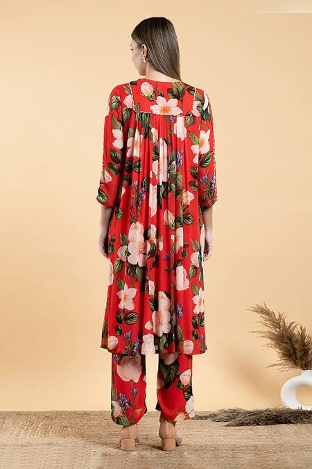 Shop Divi By Sonal Khandelwal Red Georgette, Viscose Round Neck Wild Rose Printed Tunic And Pant Set at Aza Fashions Shop_Divi By Sonal Khandelwal_Red Georgette, Viscose Round Neck Wild Rose Printed Tunic And Pant Set _at_Aza_Fashions