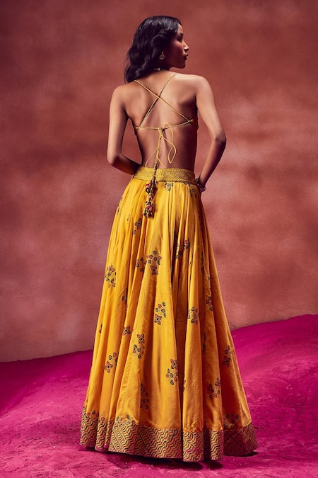 Shop Punit Balana Yellow Hand Block Print, Resham And Mirror Scoop Neck Lehenga Set at Aza Fashions Shop_Punit Balana_Yellow Hand Block Print, Resham And Mirror Scoop Neck Lehenga Set _at_Aza_Fashions