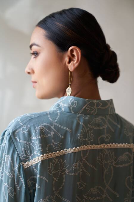 Shop Rekha Agra Blue Collared Floral Print Kaftan And Pant Set at Aza Fashions Shop_Rekha Agra_Blue Collared Floral Print Kaftan And Pant Set _at_Aza_Fashions