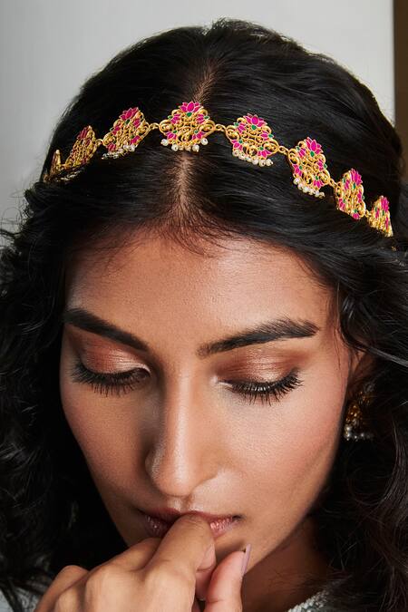 Shop ZARIIN Pink Pearls Enamelled Poets Delight Lotus Mathapatti at Aza Fashions Shop_ZARIIN_Pink Pearls Enamelled Poets Delight Lotus Mathapatti_at_Aza_Fashions