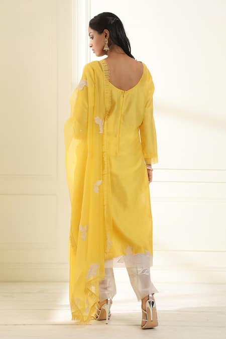Shop Omana By Ranjana Bothra Yellow Chanderi, Organza Embroidery, Applique Boat Neck Farah Kurta Set at Aza Fashions Shop_Omana By Ranjana Bothra_Yellow Chanderi, Organza Embroidery, Applique Boat Neck Farah Kurta Set _at_Aza_Fashions