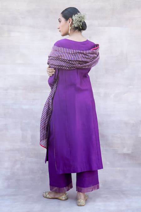 Shop Label Mansi Nagdev Purple Chanderi Silk Sequins, Cut Work, Zari Split V-neck Amirah Kurta Set at Aza Fashions Shop_Label Mansi Nagdev_Purple Chanderi Silk Sequins, Cut Work, Zari Split V-neck Amirah Kurta Set _at_Aza_Fashions