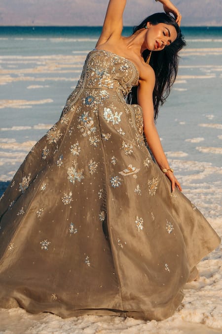 Golden Strapless A-line Folds Dress Long Evening Dresses With Train Straight  Elegant Prom Gown With