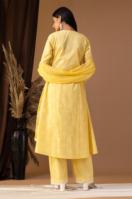 Shop_Abbaran_Yellow Cotton Lace, Sequins V-neck Bloom Print Kurta Palazzo Set _at_Aza_Fashions
