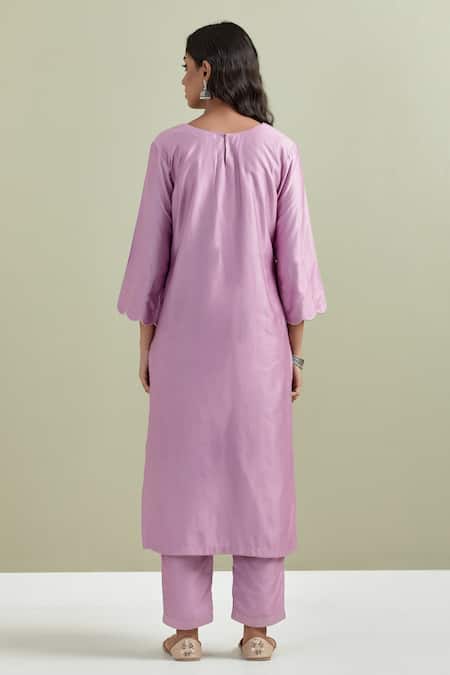 Shop_Priya Chaudhary_Purple Chanderi Silk Embroidery Split V-neck Floral Pattern Kurta And Pant Set _at_Aza_Fashions