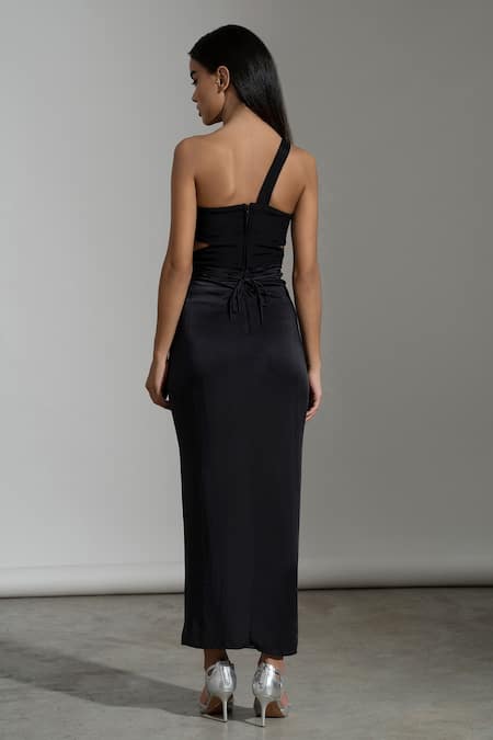 Shop Amrta By Guneet Kondal Black Viscose Sequins Asymmetric Embellished Top And Skirt Set at Aza Fashions Shop_Amrta By Guneet Kondal_Black Viscose Sequins Asymmetric Embellished Top And Skirt Set _at_Aza_Fashions