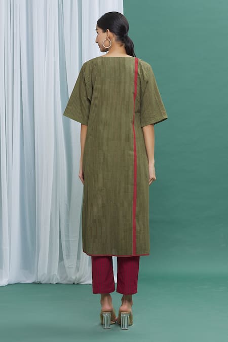 Shop Banana Labs Green Cotton Stripe Round Printed Kurta Set at Aza Fashions Shop_Banana Labs_Green Cotton Stripe Round Printed Kurta Set _at_Aza_Fashions