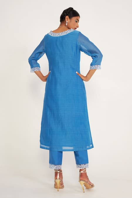 Shop Asaga Blue Chanderi, Organza, Muslin Embroidery V-neck Alice Neckline Kurta Set at Aza Fashions Shop_Asaga_Blue Chanderi, Organza, Muslin Embroidery V-neck Alice Neckline Kurta Set _at_Aza_Fashions