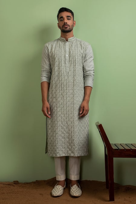 Shop Ankita Shahabadi Green Linen Thread Amara Kantha Stitch Kurta at Aza Fashions Shop_Ankita Shahabadi_Green Linen Thread Amara Kantha Stitch Kurta _at_Aza_Fashions