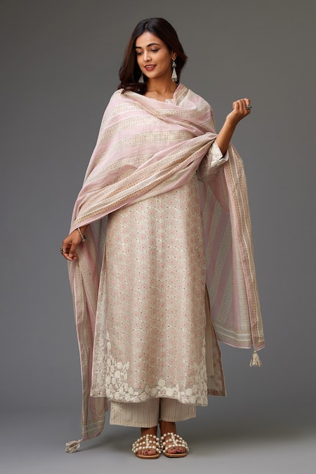 Shop Kora Pink Silk, Cotton, Chanderi Embroidery, Tassels Split V-neck Neckline Kurta Set at Aza Fashions Shop_Kora_Pink Silk, Cotton, Chanderi Embroidery, Tassels Split V-neck Neckline Kurta Set _at_Aza_Fashions