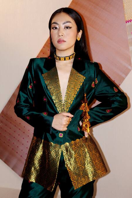 Shop Joskai Studio Green Silk Tassels Handwoven Mulberry Zari Coat at Aza Fashions Shop_Joskai Studio_Green Silk Tassels Handwoven Mulberry Zari Coat_at_Aza_Fashions