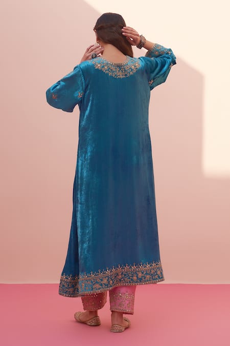 Angad Singh Velvet Embroidered Salwar Set 