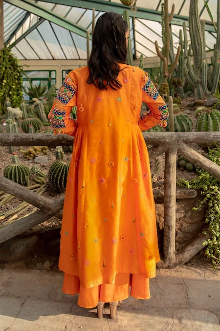 Kacha Tanka Hand Embroidered Danka Work Jacket Skirt Set 