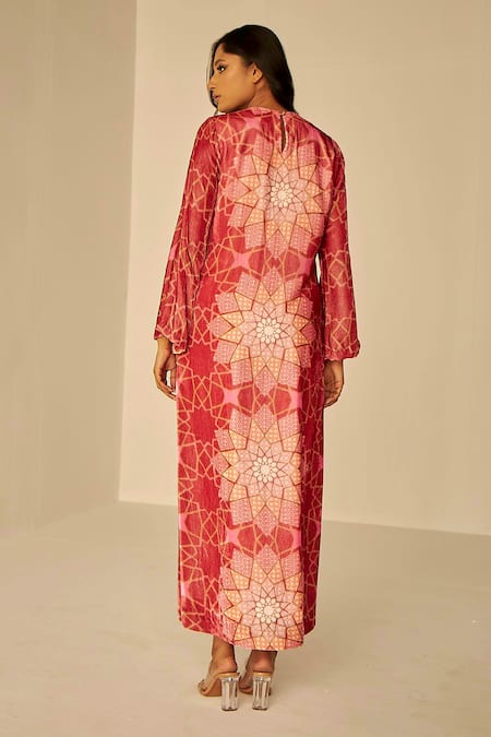 Betrue Bukhara Pattern Maxi Dress 