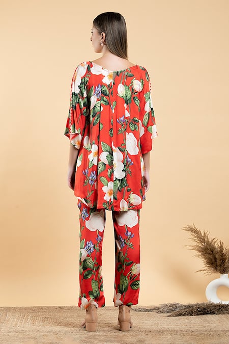 Shop Divi By Sonal Khandelwal Red Modal, Satin Boat Neck Wild Rose Print Top And Pant Co-ord Set at Aza Fashions Shop_Divi By Sonal Khandelwal_Red Modal, Satin Boat Neck Wild Rose Print Top And Pant Co-ord Set _at_Aza_Fashions