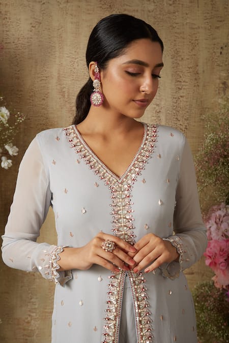 Ria Shah Label Crystal Embellished Slit Kurta With Pant 