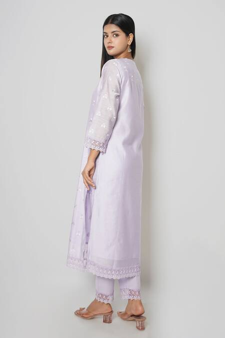 Shop_Kameez_Purple Chanderi Embroidered Floral Split V Neck Beautiful Spring Kurta Set _at_Aza_Fashions