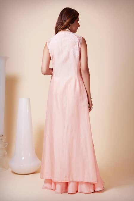 Shop Saaj By Ankita Peach Chanderi Embroidery, Sequins, Applique V-neck Aari Kurta And Sharara Set at Aza Fashions Shop_Saaj By Ankita_Peach Chanderi Embroidery, Sequins, Applique V-neck Aari Kurta And Sharara Set _at_Aza_Fashions