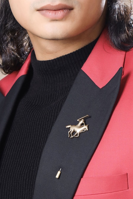 Cosa Nostraa Golfer Lapel Pin 