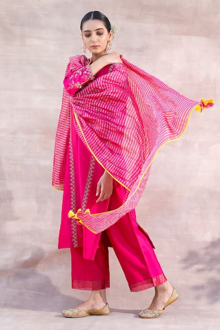 Label Mansi Nagdev Noor Chanderi Silk Placement Embroidered Kurta Set 