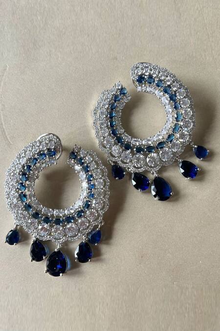 Mozaati Falak Embellished Earrings 
