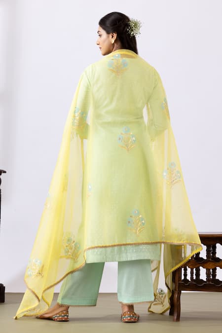 Abbaran Dori Embroidered Kurta Palazzo Set 