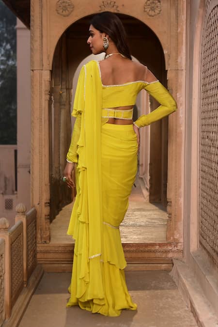 Shop Dheeru Taneja Green Net, Crepe Beads Round Neck Gazal Pre-draped Saree With Blouse at Aza Fashions Shop_Dheeru Taneja_Green Net, Crepe Beads Round Neck Gazal Pre-draped Saree With Blouse _at_Aza_Fashions