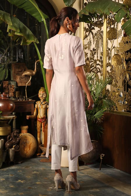 Shop Sahil Kochhar Purple Organza, Net Lace Round Neck Innaya Floral Embroidered Panelled Kurta at Aza Fashions Shop_Sahil Kochhar_Purple Organza, Net Lace Round Neck Innaya Floral Embroidered Panelled Kurta _at_Aza_Fashions