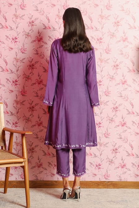Shop Dohr India Purple Silk, Chanderi, Organza Embroidery Round Neck Fiza A-line Kurta Pant Set at Aza Fashions Shop_Dohr India_Purple Silk, Chanderi, Organza Embroidery Round Neck Fiza A-line Kurta Pant Set _at_Aza_Fashions