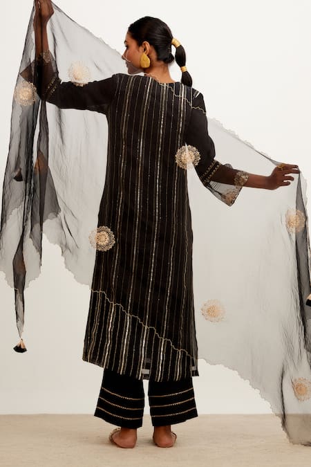 Shop_Devnaagri_Black Shantoon And Organza, Chanderi Sequins, Lace V Detailed Kurta Set _at_Aza_Fashions