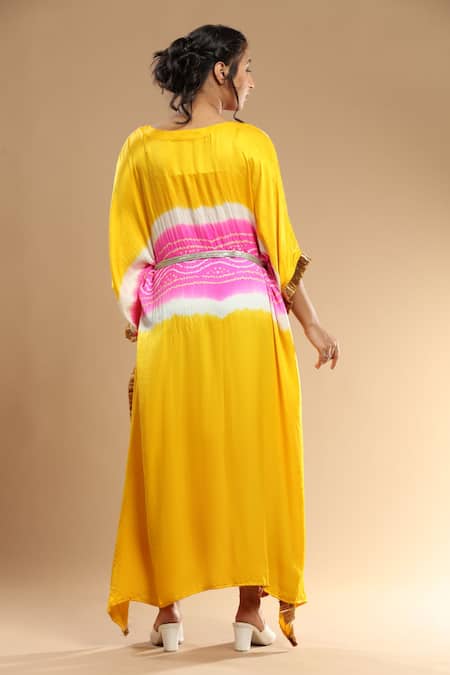 Etasha By Asha Jain Asymmetric Bandhani Pattern Kaftan 