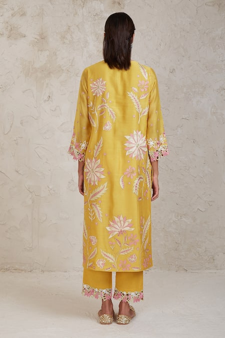 Shop Sue Mue Yellow Chanderi, Handloom Cotton Cut Work, Embroidery V-neck Cutwork Kurta Set at Aza Fashions Shop_Sue Mue_Yellow Chanderi, Handloom Cotton Cut Work, Embroidery V-neck Cutwork Kurta Set _at_Aza_Fashions
