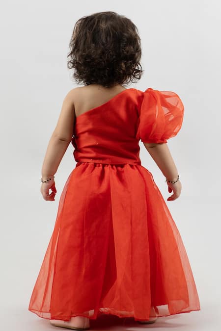 Shop Darleen Kids Couture Red Chanderi, Organza, Satin Sequins Patakhaa Embroidered Blouse Lehenga Set at Aza Fashions Shop_Darleen Kids Couture_Red Chanderi, Organza, Satin Sequins Patakhaa Embroidered Blouse Lehenga Set _at_Aza_Fashions