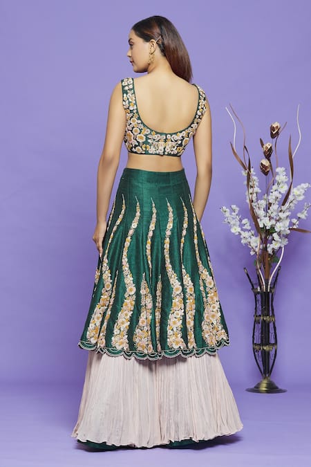 Shop_Neha Mehta Couture_Green Pure Raw Silk Embroidery Thread Leaf Neck Layered Lehenga Set _at_Aza_Fashions