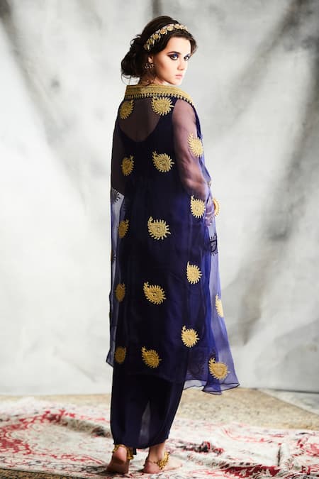 Tisha Saksena Palme Embroidered Cape Set 