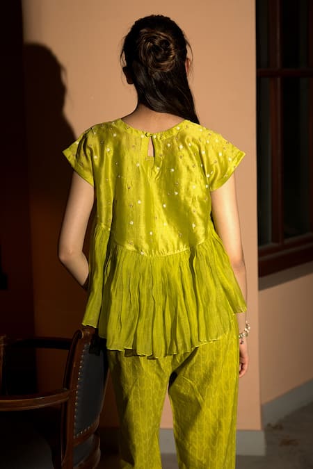 Shop Deep Thee Green Chanderi Embroidery Round Neck Gathered Top And Pant Set at Aza Fashions Shop_Deep Thee_Green Chanderi Embroidery Round Neck Gathered Top And Pant Set _at_Aza_Fashions
