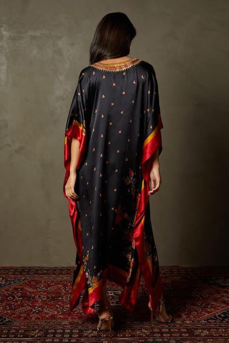 RI.Ritu Kumar Wild Flower Floral Embroidered Kaftan 