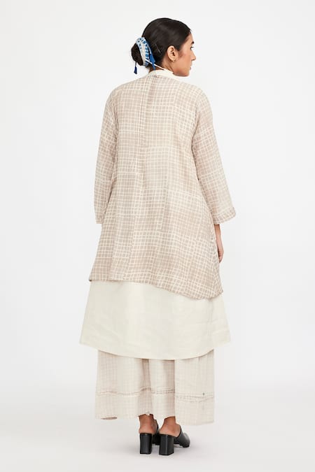 Shop_JAYATI GOENKA_White , Satin Tassels Round Checkered Print Belted Robe Skirt Set _at_Aza_Fashions