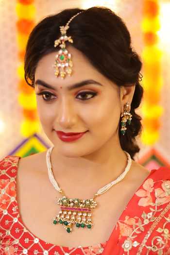 Shop Ishhaara Multi Color Crystals, Beads Patchi Kundan Stone Embellished Necklace Set at Aza Fashions Shop_Ishhaara_Multi Color Crystals, Beads Patchi Kundan Stone Embellished Necklace Set_at_Aza_Fashions