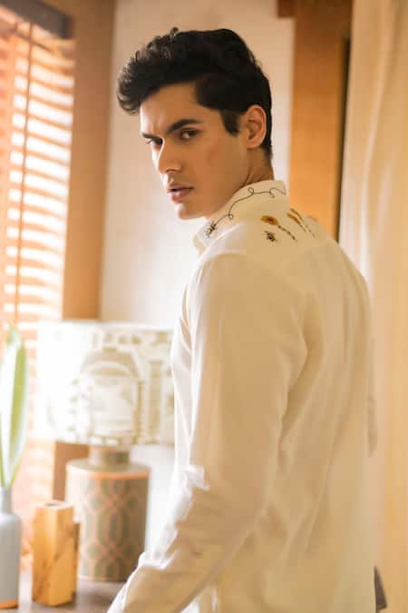 Shop Vaani Beswal Off White Handloom Cotton Embroidery Zain Collar Shirt at Aza Fashions Shop_Vaani Beswal_Off White Handloom Cotton Embroidery Zain Collar Shirt _at_Aza_Fashions