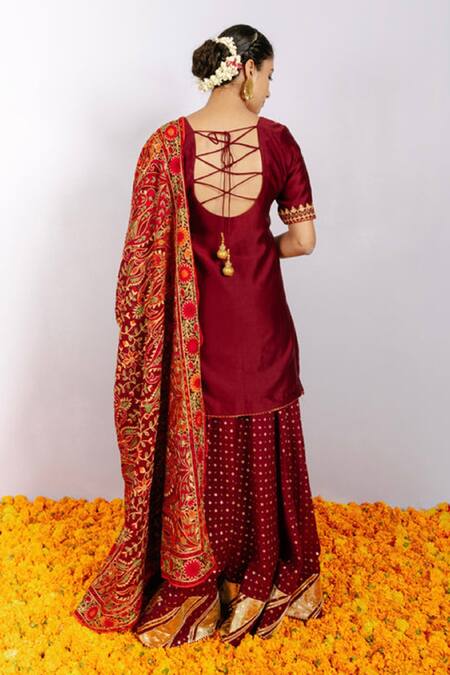 Shop Shrutkirti Wine Pure 70 Gms Chanderi Woven Geometric Round Lehenga Set at Aza Fashions Shop_Shrutkirti_Wine Pure 70 Gms Chanderi Woven Geometric Round Lehenga Set _at_Aza_Fashions
