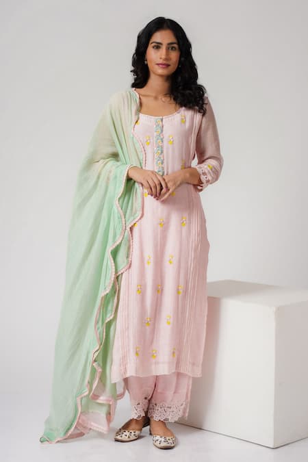 Label Mansi Nagdev Shaffan Chanderi Embroidered Kurta Set 