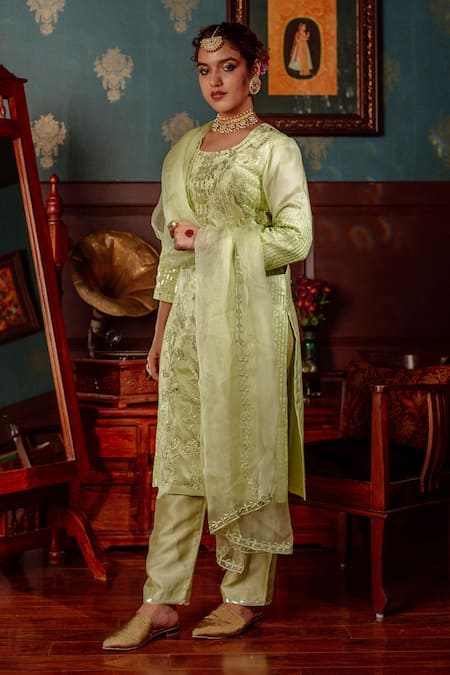 LAHARIO Silk Floral Lata Embroidered Kurta Pant Set 