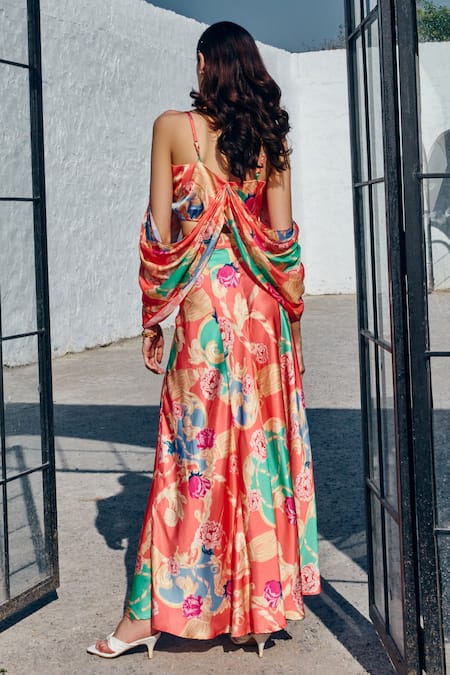 Shop_House Of Fett_Red Satin Embroidery Split V-neck Floral Print Crop Top And Pant Set _at_Aza_Fashions